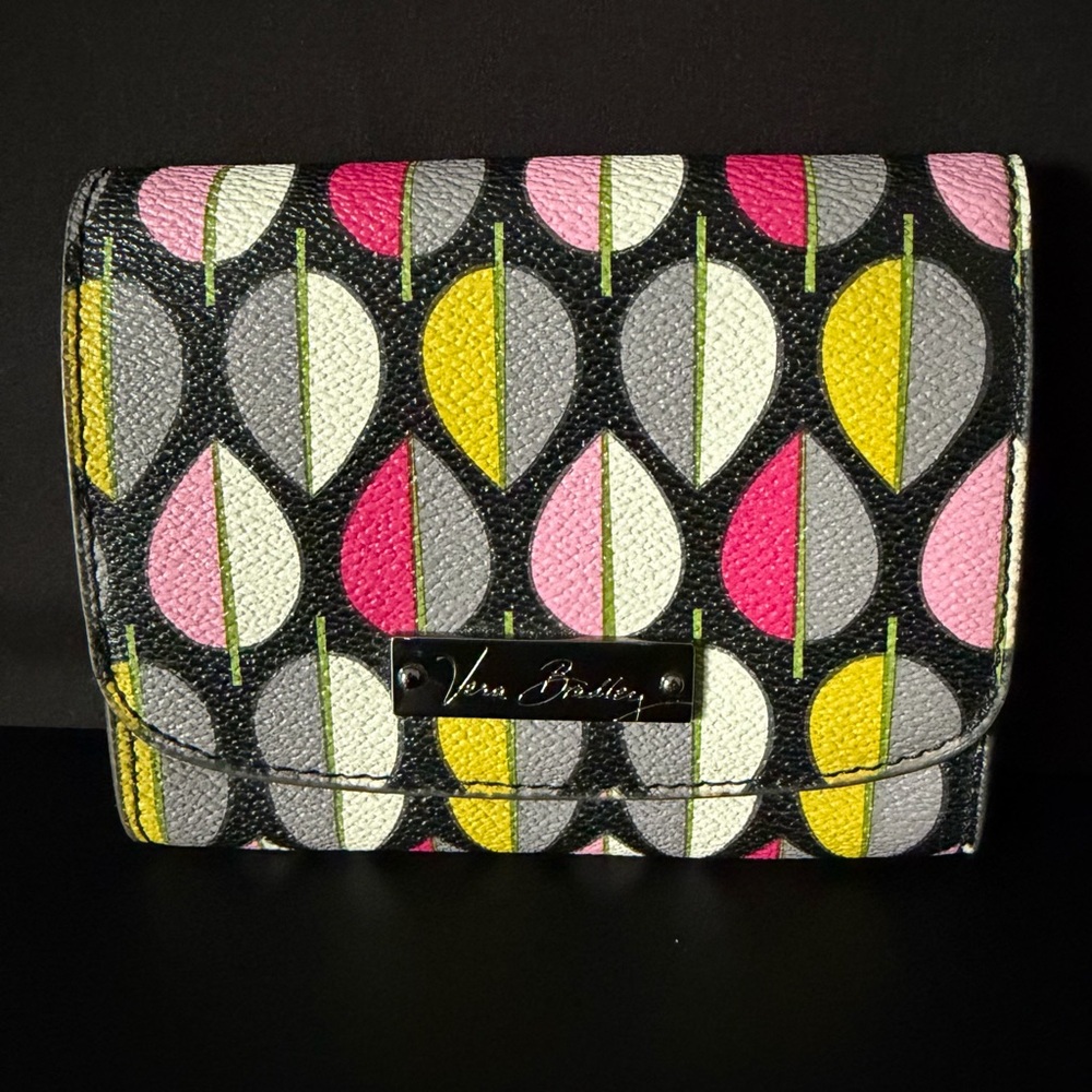 Vera Bradley Leaf Print Snap Billfold Wallet with Zip Coin Purse Coated Canvas